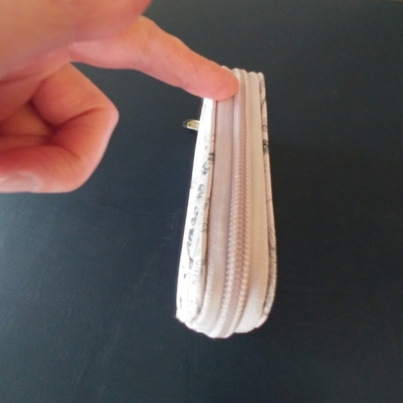 2 for $15. Mini wallet - Picture 2 of 5